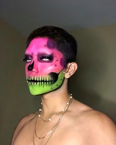 Makeup Halloween Hombre, Makeup Guys, Halloween Tiktok, Halloween Maquillaje, Halloween Hombre, Mexican Halloween, Creepy Halloween Makeup, Halloween Idea, Effects Makeup