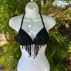 Nwot Hula Honey Black Fringe Bikini Top Ties Around Neck & Back Padded Cups Not Removable 81% Nylon, 19% Spandex Size Medium But Fits More Like A Small Black Triangle Halter Top For Festival, Fitted Black Halter Top For Beach Party, Black Fitted Halter Top For Beach Party, Fitted Fringe Swimwear For Vacation, Fitted Fringe Swimwear For Festivals, Adjustable Black Halter Top For Beach, Black Fringe, Outfits Summer, Womens Swim