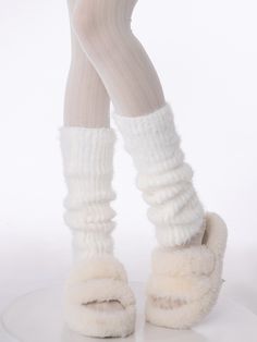 The price is for a pair of leg warmers only, others are not included. Garment Size SizeFree SizeFull Length40 Fitted White Knee-high Socks For Winter, White Winter Legwear, Footless Fitted White Leg Warmers, White Fitted Footless Leg Warmers, Fitted White Footless Leg Warmers, Casual White Legwear For Winter, White Knee-high One Size Leg Warmers, White Knee-high Leg Warmers One Size, White Knee-high Socks For Winter