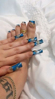 Blue Junk Nails, Oldies Nails, Junk Nails Bling, Early 2000 Nails, Business Shoot, Acrylic Toe Nails, Acrylic Toes, Manicure Nail Art, Drip Nails