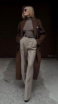 Trendy Outfits 2024 Autumn, Stile Old Money, Winter Looks For Women, Spicy Aesthetic, French Inspired Outfits, Lucy Hale Outfits, Stylish Office Wear, Olive Clothing, Classy Clothing