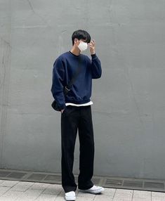 Grey Sweater Men Outfits, Outfit Men Korean Style, Fashion Outfits Men Korean, Mens Outfits Korean Style, Men Outfits Korean Style, Mens Korean Outfit, Korean Casual Men Outfit, Outfit Boy Korean Style, Casual Kpop Outfits Men