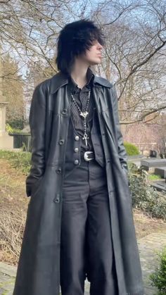 Goth Guy Outfits, Goth Guy, Guy Outfits, Modern Goth, Trad Goth, Gothic Looks, Fashion Moodboard, Holy Moly, Gothic Clothing