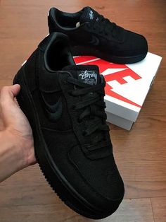 Nike Black Shoes, All Black Nike Shoes, Sneakers Men Fashion Nike, Nike Shoes Black, Nike Shoes Men, Sneakers Shoes For Men, Nike Shoes For Men, All Black Nikes, Nike Sneakers Mens