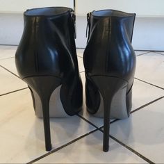 [Never Worn] Sergio Rossi Black Leather Almond Toe Hidden Platform Stiletto Heel Ankle Booties In Size 37.5 Heel Height 4.5”, Hidden Platform 0.50”....All Measurements Are Approximate. Box, Dust Bag, And Extra Heel Taps Included Elegant Ankle-high Heeled Boots, Elegant Formal Boots With Heel Tab, Chic High Heel Boots With Leather Sole, Chic High Heeled Boots With Leather Sole, Formal Almond Toe Heeled Boots With 4-inch Heel, Elegant Ankle Boot Heels For Work, Elegant Ankle-high Heels For Work, Elegant Party Booties With 4-inch Heel, Luxury Ankle-high Heels With 4-inch Heel