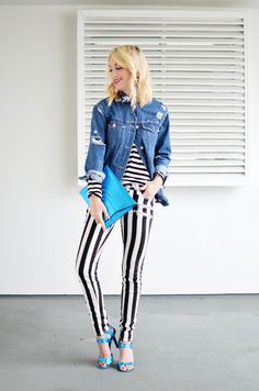 denim on stripes on stripes outfit, how to style stripes Stripe Shirt Outfits Women, Stripe Shirt Outfits Women Casual, Shirt Outfits Women Casual, Stripe Top Outfit, Yellow And White Striped Shirt, White Striped Shirt Outfit, Stripped Outfit, Stripes Outfit