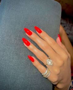 Nails Bright, Red Acrylic Nails, Nails Green, Red Nail, Bright Spring, Chic Nails