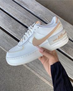 Costume Noir, Nike Shoes Air Force, Nike Air Shoes, Cute Nike Shoes, Cute Sneakers, Cute Nikes, Shoe Inspo