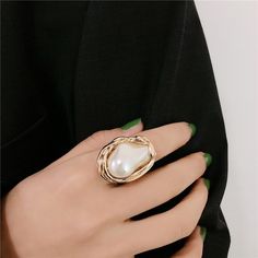 Oval shaped chunky Baroque pearl handmade gold twisted statement ring, very eye catching with modern vintage vibes. Handcrafted delicate twist open band, large irregular shaped baroque pearl set exquisitely surrounded by shiny gold finish. Perfect for statement stacking, amazing gift idea for her! 💎 Features: ♥ Material: Finest 14K gold plated brass ♥ Main stone: Baroque pearl ♥ Open adjustable band, fit US size 4-10 💎 Details: ♥ Approximate Measurements: 2.8 cm x 2.1 cm ♥ Nickel/Lead Free, Hy Wedding Ring Cuts, Ring Party Jewelry, White Stone Ring, Hollow Ring, Vintage Gold Rings, Buy Earrings, Golden Ring, Chunky Rings, Pearl Set