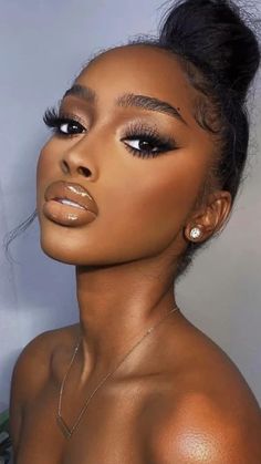 Mekap Mata, Brown Girls Makeup, Natural Glam Makeup, Smink Inspiration, Glamour Makeup, Dark Skin Makeup, Looks Black