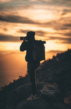 Side income with Shutterstock Contributors Camera Silhouette, Silhouette Sunset, Camera Wallpaper, Iphone11 Pro, Photographer Camera, Photography Basics, Photos Hd, Wallpaper Download, Photography Poses For Men