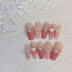 Important!All sets are made with GEL nail polish. These nails are reusable, you can take it off with warm water and a cuticle stick; any question, please message me~ Each set comes with 10 handmade press-on nails, a mini file, two piece of jelly glue and a cuticle stick. The default nail set is the set of the picture; if you want to change another , please choose the options Measurements: Please measure your own nail and find your size from our picture guide.  We totally can do custom size as yo Frog Nails, Uñas Aesthetic, Cute Simple Nails, Amazing Nails, Nail Box, Nail Art Ombre, Really Cute Nails, Pearl Nails, Nail Swag