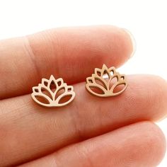 Beautiful Laser Cut Lotus Flower Rose Gold Toned Stud Earrings. Pair Perfectly With Any Outfit. Also Available In Gold Toned, Silver Toned And Black. 7rg Rose Gold Flower-shaped Metal Earrings, Pierced Rose Gold Flower Earrings, Flower Rose, Lotus Flower, Laser Cut, Silver Gold, Lotus, Silver Tone, Gold Tones