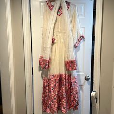 Ethiopian/Eritrean Traditional Quarter Sleeve Woman’s Dress With Shawl. One Size Fits Most. Dress Is Fully Lined. Traditional Woman, Dress With Shawl, Sleeves (women), Quarter Sleeve, Shawl, Long Sleeve Dress, Womens Dresses, Cream, Long Sleeve