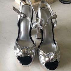 Never Used Chic Party Wedge Sandals With Wrapped Heel, Modern Wedge Sandals With 4-inch Heel For Party, Chic Silver High Heel Wedge Sandals, Chic Silver Wedge Sandals With Round Toe, Silver Wedge Heels, Silver Wedges, Heels Silver, Cute Heels, Silver Heels