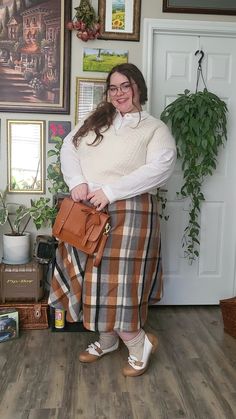 Plus Size Light Academia, Winter Cottagecore Outfit, Cottage Outfits, Cottagecore Outfit Ideas, Outfit Edit, Autumn Fashion Curvy, Cottagecore Ideas, Target Skirt, Cottagecore Academia