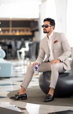 Blazer Suit For Men Wedding, Mens Taupe Suit, Men Blazer Outfit For Wedding, Engagement Suits For Men, Suits For Men Stylish Wedding, Blazer For Men Wedding Reception, Blazer Outfits Men Classy, Elegant Suits Men, Suits For Men Stylish