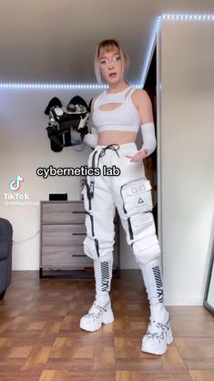 Cybercore Fashion Aesthetic, Cyberware Fashion, Retro Futuristic Outfits Women, Space Punk Fashion, Space Futuristic Aesthetic Outfit, Tech Core Outfits, Futurepunk Fashion, Cyberpunk Core Outfit