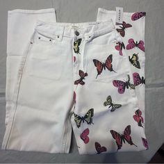 Pacsun Jeans Womens Butterfly Print White Denim 90s Boyfriend Jeans Size 25 90s Straight Leg Summer Jeans, 90s Style Straight Leg Summer Jeans, White Y2k Bottoms For Summer, Trendy Summer Cotton Jeans, White Y2k Jeans For Summer, Straight Leg Graphic Print Jeans For Spring, Straight Leg Jeans With Graphic Print For Spring, 90s Style Straight Leg Jeans For Spring, Retro Graphic Print Bottoms For Spring