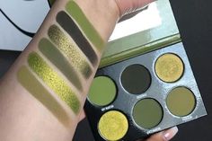 August Makeup, Olive Palette, Make Up Kits, Face Jewelry, Dream Makeup, Makeup Wishlist, Indie Makeup, Eye Palettes, Makeup Palettes