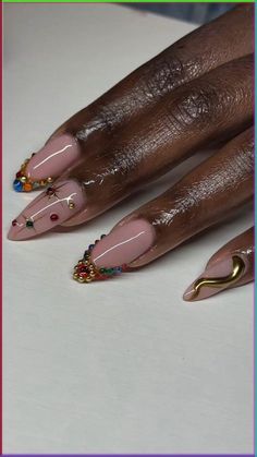 Nails Almond Short, Swift Nails, Taylor Swift Nails, Old Money Nails, Press On Nails Almond, Medium Stiletto, Money Nails, Pink Press On Nails, Minimalism Fashion