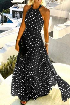 Details: Material: Blending Style: Fashion, Street Pattern Type: Print Element: Patchwork Neckline: Halter Silhouette: Pleated Sleeve Length: Sleeveless Dresses Length: Floor Length Fit Type: Loose Size(in) Bust Dresses Length S 33.1-37 53.1 M 34.6-38.6 53.5 L 36.2-40.2 53.9 XL 37.8-41.7 54.3 Tips:Due to the many variations in monitors, the color in the image could look slightly different, please take physical design and color shall prevail.Please allow 0.4"-1" differs due to manual measurement. Pleated Dresses, Pleated Sleeves, Sleeveless Dresses, Fashion Street, Pleated Dress, Floor Length, Dress Length, Style Fashion, Short Hair