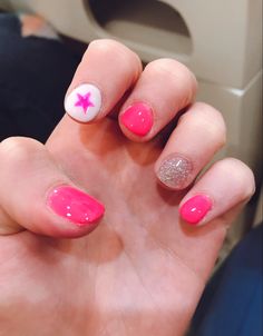 Nails Of Kids, Back 2 School Nails Short, Little Kid Nail Designs Easy, Kids Nail Designs Short, Easy Short Gel Nails, Preppy Gel Nails, Regular Nail Polish Ideas Short Nails, Girl Nails Kids, Scarlett Nails