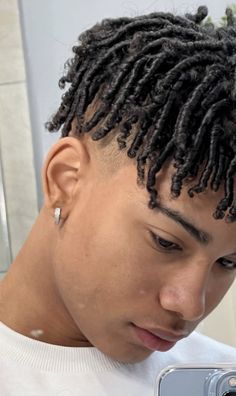 Black Mens Twists Hairstyles, Finger Twist Natural Hair Men, Coil Twist Natural Hair Men, Coil Hair Men, Men Coils Hairstyles, Coils On Natural Hair Men, Coils Men, Short Twists Black Men Hair