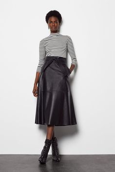 A Line Leather Skirt Outfit, Leather A Line Skirt Outfit, Midi Leather Skirt Outfit, Style A Leather Skirt, Leather Midi Skirt Outfit, Long Leather Skirt Outfit, Black Leather Skirt Outfit, Fabric Rendering, Midi Rock Outfit