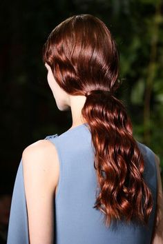 Valentino Hairstyles Runway, Runway Hair Trends, Hair Growth Challenge, 2014 Couture, Haute Couture Paris, Valentino Couture, Hair Arrange