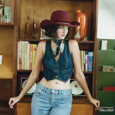 Our Jane cowboy hat captures effortless chic, combining bohemian charm with timeless elegance. Featuring a velvet band, silver chain, and a pink concho pin, it’s the ultimate statement piece for the modern cowgirl and a must-have for any fashion-forward wardrobe.   100% wool Tall crown: 11 cm | 4. 33" Brim: 10 cm | 3. 94" Color: cherry red UPF 50+ Handmade in Ecuador Features a velvet and silver chain with a pink concho pin Adjustable inner sweat band for a flexible fit This style sizing runs sl Cowboy Hats Women, Tall Crown, Felt Cowboy Hat, Burgundy Hat, Modern Cowgirl, Felt Cowboy Hats, Silk Bandana, Sweat Band, Pearl Jewellery Earrings