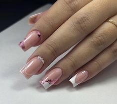 Minimal Nails Art, Squoval Nails, Hello Nails, Subtle Nails, Fancy Nails Designs, Girly Acrylic Nails, Ombre Nail Designs, Acrylic Nails Coffin Short, Luxury Nails