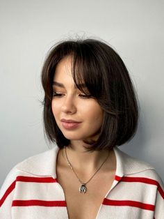 Chubby Face Haircuts, Hairstyle For Chubby Face, Haircuts For Wavy Hair, Hairdos For Short Hair, Haircuts For Medium Hair