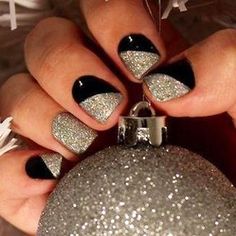 . For All Your Beauty Needs! #Nail_Art_Designs #Top_Nail_Art_Designs #Cute_Nail_Art_Designs New Years Eve Nails, Silver Nail, Christmas Nail Art Designs, Glitter Party, Party Nails, New Year's Nails, Prom Nails, Christmas Nail Art