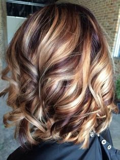 Carmel Hair Color, Brown Hair With Blonde Highlights, Caramel Hair, Hair Color Highlights, Trendy Hair Color, Penteado Cabelo Curto, New Hair Colors, Blonde Color