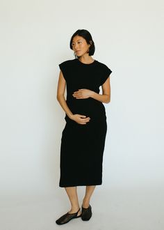 Simple but stylish, classic and cool - The Origin Dress is a timeless, ribbed midi dress that you can throw on with ease. Wear it casually, add a jacket or dress it up, The Origin Dress can do it all. Pregnancy Must Haves, Ribbed Midi Dress, Nursing Friendly, A Jacket, New Instagram, Black Media, Wear It, Do It, Black Dress