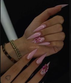 Birthday Nails Classy, Pink Nails Stiletto, Stiletto Nails Summer, Nails Feminine, Feminine Nails, Nails Engagement, Nail Aesthetics, Nails Vacation, Stilleto Nails Designs