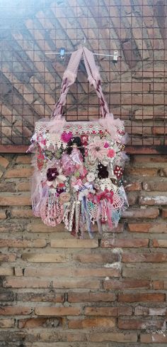 Cheap Vintage Beaded Bags, Vintage Handbags Fabric, Shabby Chic Bags, Lace Purse, Artist Bag, Chic Purses, Fairy Accessories, Lace Bag, Tapestry Fabric