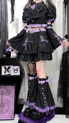 Korean Crop Tops, Kawaii Outfit Ideas, Mini Skirt Party, Gothic Y2k, Estilo Harajuku, Y2k Skirt, Japanese Kawaii, Kawaii Fashion Outfits