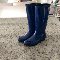 Never Worn Casual Blue Rain Boots With Round Toe, Ugg Rain Boots, Fantasy Cars, Shoes Ugg, Womens Uggs, Winter Rain, Ugg Shoes, Rain Boots, Color Blue