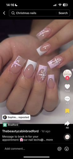 Pink Nails With Snowflakes, Snowflake Nails Acrylic, December Nails Ideas, Nails Ideas Pink, Cowboy Nails, Nails Acrylic Short, Natural Acrylic, December Nails, Spring Acrylic Nails