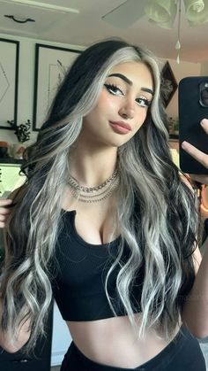 Black Hair With Chunky White Highlights, Half Ash Blonde Half Black Hair, White Highlights On Dark Brown Hair, Half Halo Hair Color, White Halo Hair, Black And Silver Halo Hair, Platinum Halo Hair, Silver Halo Hair, Halo Blonde Hair With Black