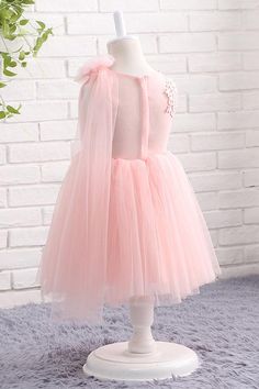 pink flower girl dress, tulle flower girl dress, cheap flower girl dress , fast shipping flower girl dress 1. Customer Service: modcodysite@outlook.com 2. Fabric: Tulle; 3. Shown Color: Peach; 4. Time: Get it about 7-20 days; 5. Size: Child 2-10; PS: Before placing the order, please refer to our size chart to choose the correct size for the little lady. Our child size is not according to age or height. Flower Girl Dress Tulle, Wedding Evening Gown, Dresses With Lace, Cheap Flower Girl Dresses, Pink Flower Girl Dresses, First Communion Dresses, Birthday Girl Dress, Ball Gown Skirt