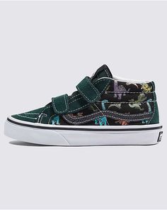 Kids Sk8-Mid Reissue V Glow Shoe Green Vans Skate Shoes With Round Toe, Vans Green Round Toe Skate Shoes, Vans High-top Green Skate Shoes, Vans Green High-top Skate Shoes, Green High-top Vans Skate Shoes, Glow Shoes, Snow Surfing, Mid Top Shoes, Vans Store