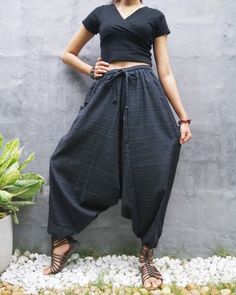 "The harem style trousers made from cotton fabric 100%with an elasticated smock waist and ankles they provide a comfortable lightweight fit, perfect for casual wear, festivals, yoga, holidays as well as pairing with a plain top to get that popular look. D I S C O U N T & P R O M O T I O N ❤ Buy 2 or more items, get 10% off ❤ Buy 4 or more items, get 15% off ENTER the coupon code: IYARA015 ❤ Buy 6 or more items, get 15% off ENTER the coupon code: IYARA020 PLEASE NOTE I can not apply a discoun Herum Pants, Boho Hippie Pants, Green Pants Men, Japanese Clothes, Bohemian Pants, Festival Pants, Balloon Pants, Hippie Clothes, Harem Pants Women