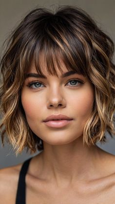 Effortless Short Layered Haircuts for Low-Main Saved Haircuts, Layered Haircut Short, Short Layered Haircuts For Women, Layered Haircuts For Women, Framing Highlights, Waist Length Hair, Short Sassy Haircuts, Layered Bob Haircuts