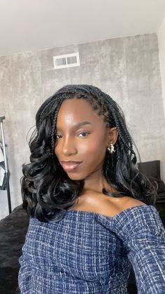 Box French Braids, Head Wraps And Braids, Short 90s Braids, Braids With French Curls Short, Leave Out Sew In Weave Middle Part Braid Pattern, Cute Short Braid Hairstyles, Boho French Curl Bob, Braids That Look Like Weave, Boho Bob French Curl Braids