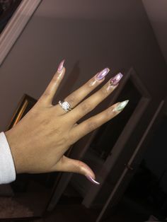 Mix Shape Nails, Stiletto And Coffin Mix Nails, Mixed Shape Nails, Coffin And Stiletto Nails Mixed, Square Nails Ideas, Holographic Nails, Live Fashion, Nail Shapes, Beauty Queen