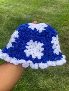 Blue and white crochet bucket hat with ruffles! Part of the D9 Inspired Collection. This hat is perfect for tailgates, darties, and your blue and white fits! Crochet Bucket Hat With Ruffles, White Crochet Bucket Hat, School Crochet, Crochet Loom, Blue And White Crochet, Crochet Summer Hats, White Fits, Crochet Bucket, Crochet Clothing And Accessories