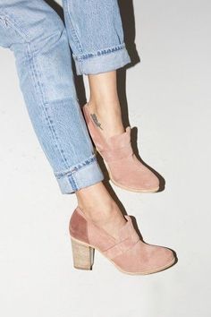 Chunky Heel Shoes, Elegant High Heels, Slip On Boots, Thick Heel, Pink Shoes, Lace Up Heels, Heeled Loafers, High Heel Boots, Chunky Heel